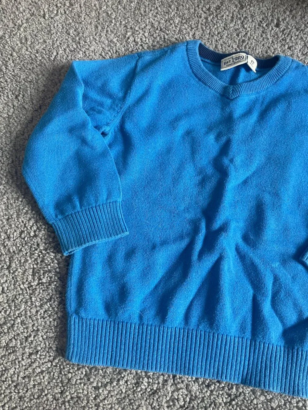 Children's Place Boys Blue V-Neck Sweater size 4T